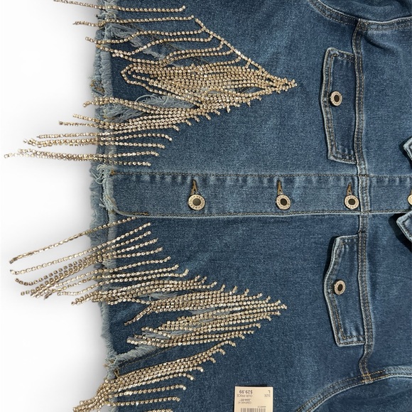 Juniors Denim Crop Jacket with Fringe Detail - Picture 4 of 8